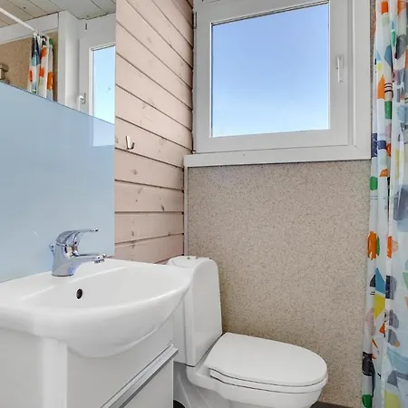 2 Bedroom Gorgeous In * Hadsund